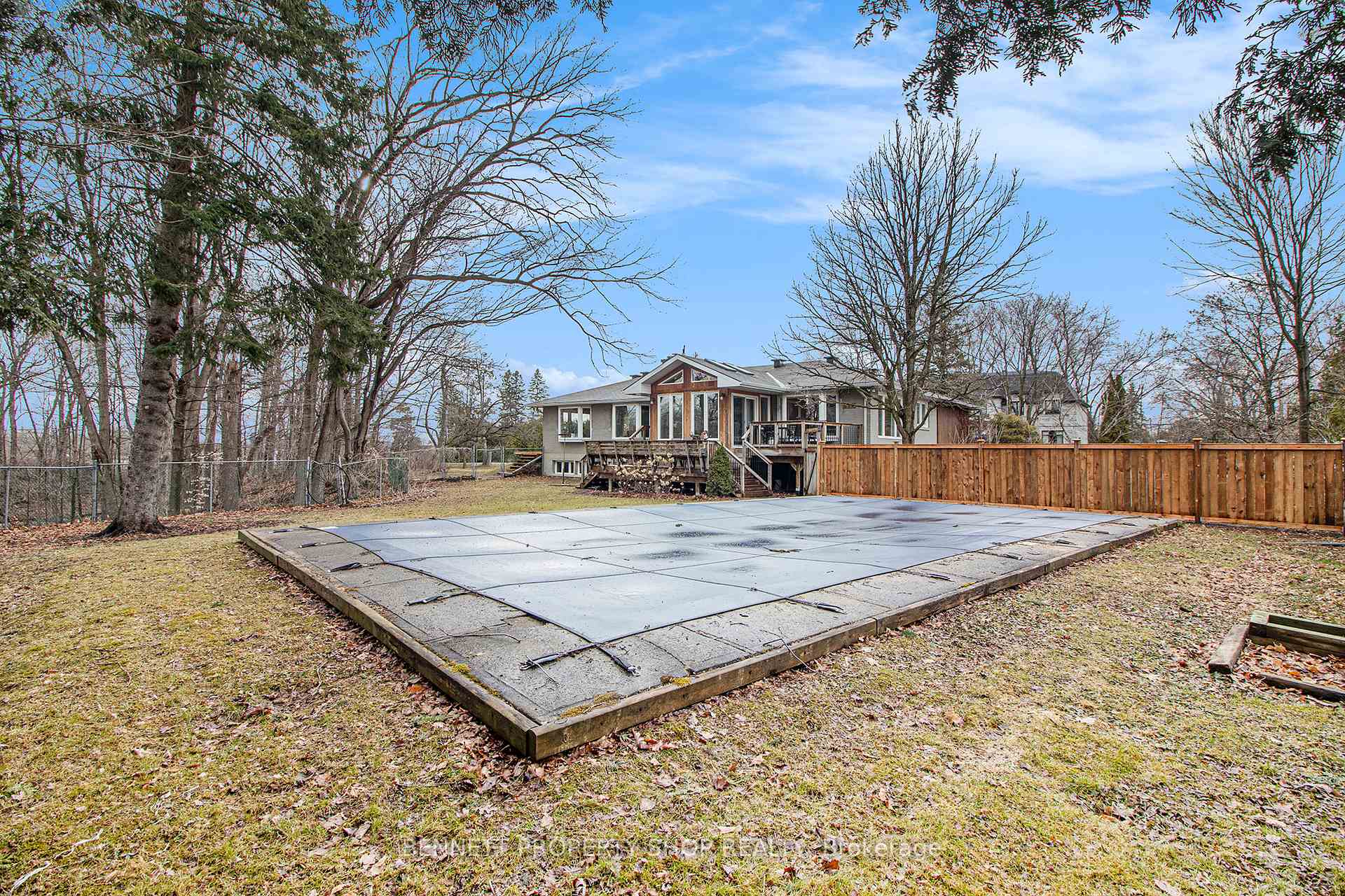 Photo 30 of 1408 Balmoral Drive, Ottawa, Riverside South/Gloucester Glen — HOMEH