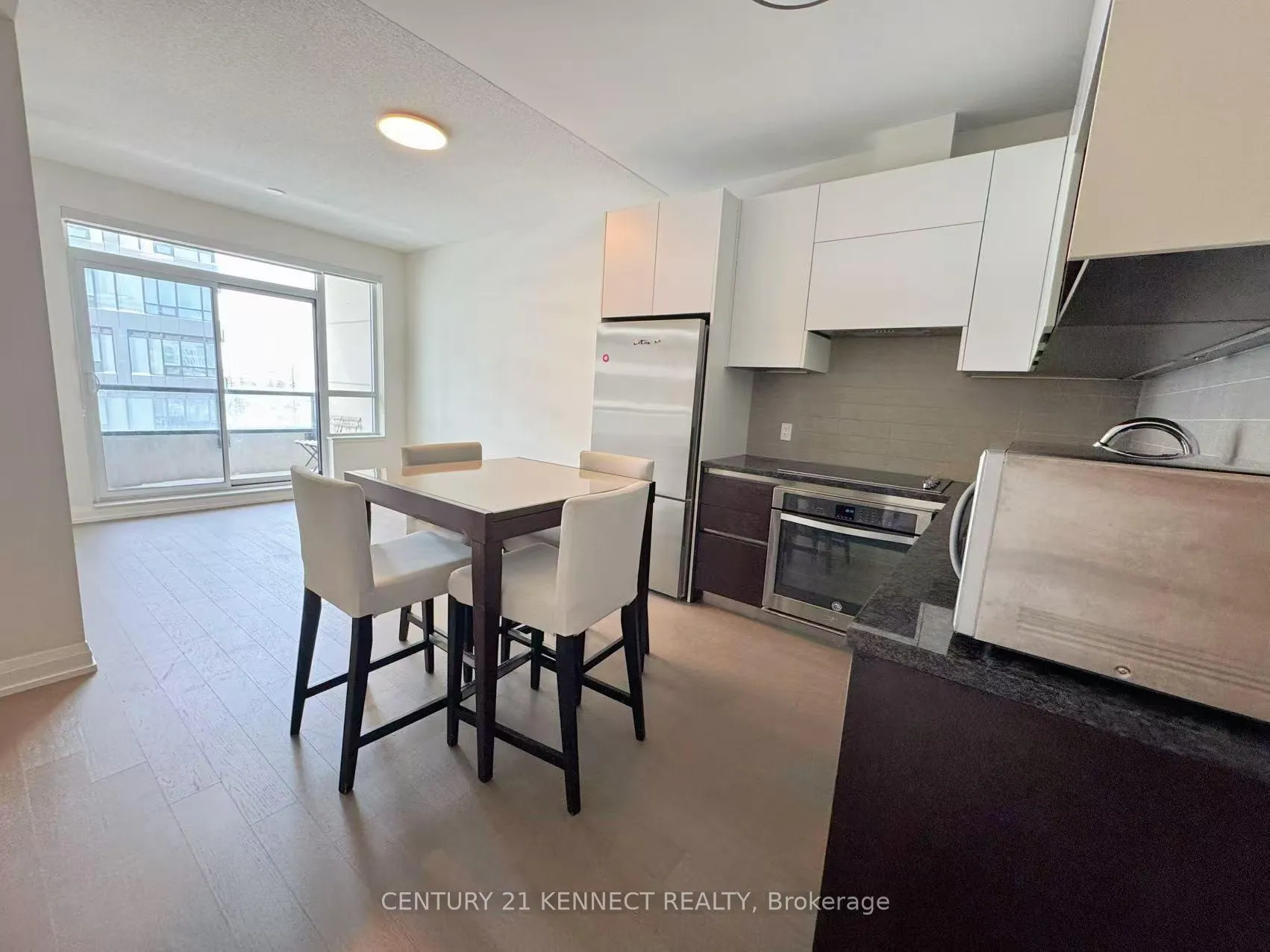Photo 6 of Unit 709, 25 Water Walk Drive, Markham, Unionville — HOMEH