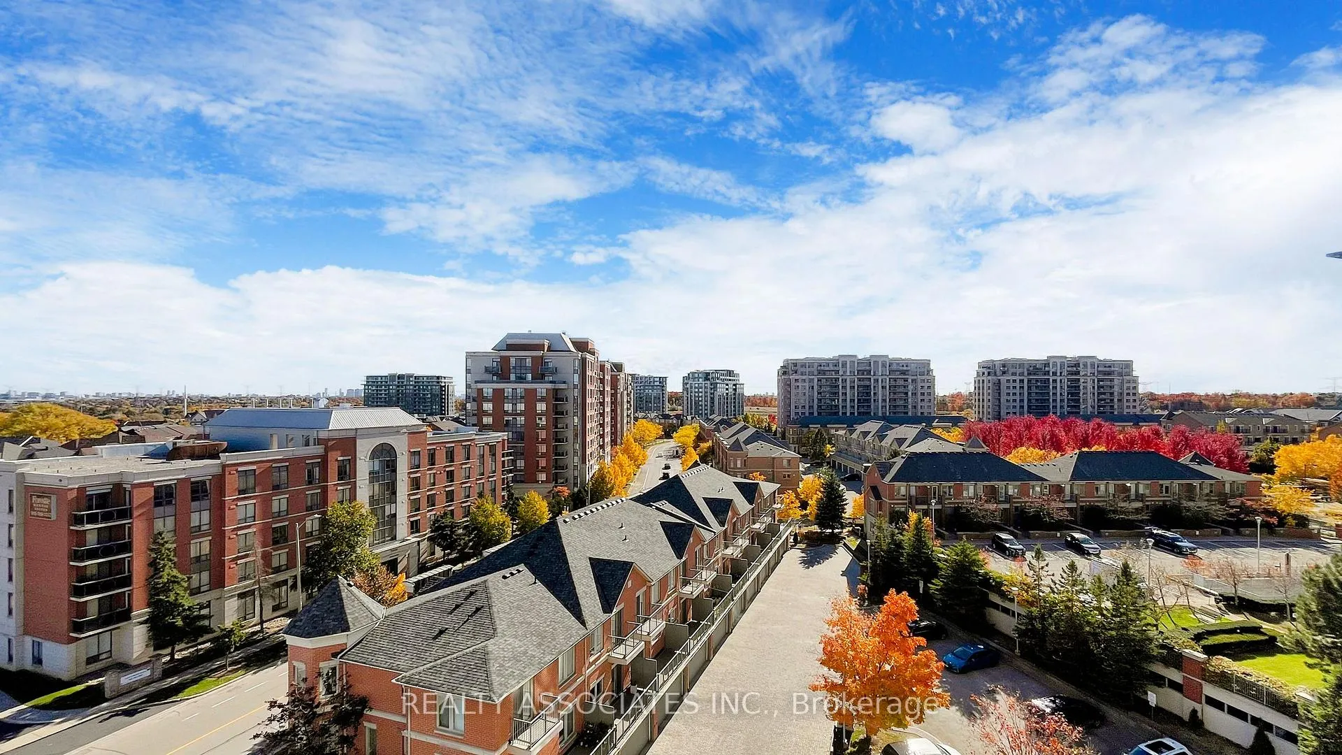 Photo 2 of Unit 906, 88 Times Avenue, Markham, Commerce Valley — HOMEH