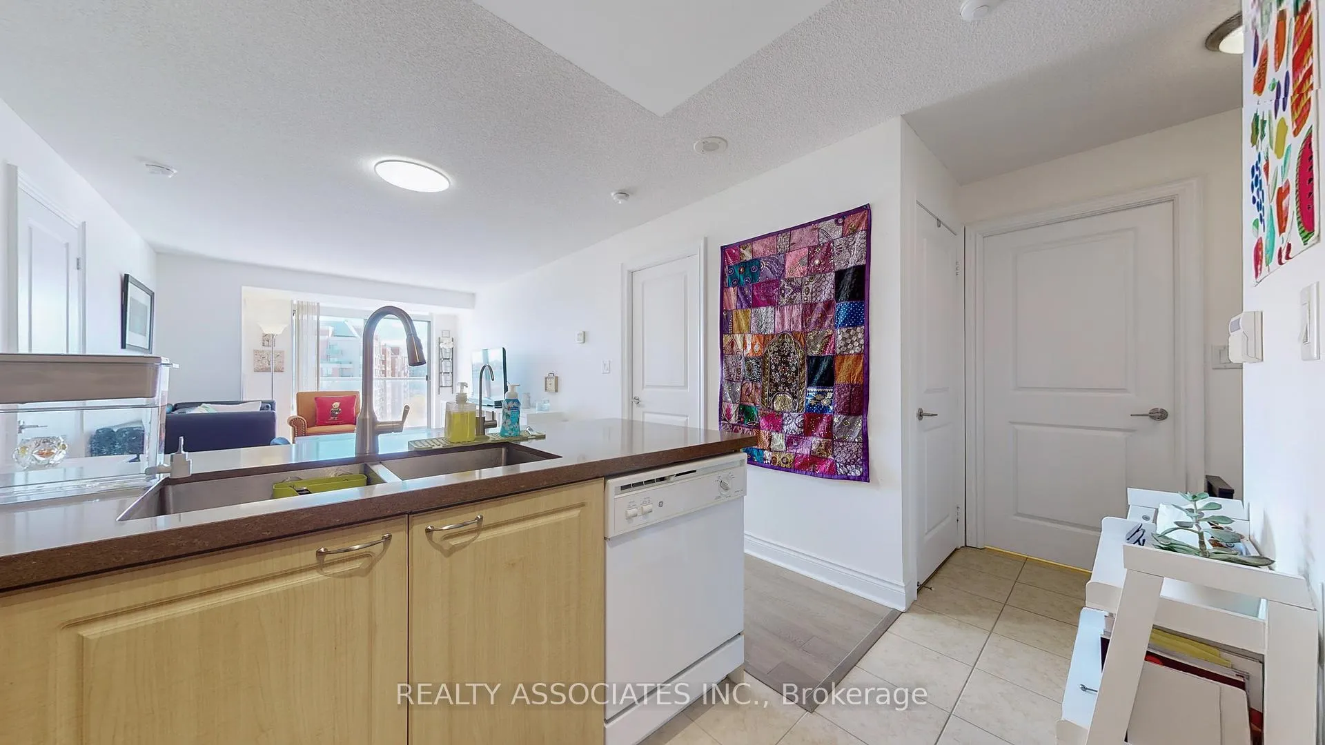 Photo 12 of Unit 906, 88 Times Avenue, Markham, Commerce Valley — HOMEH