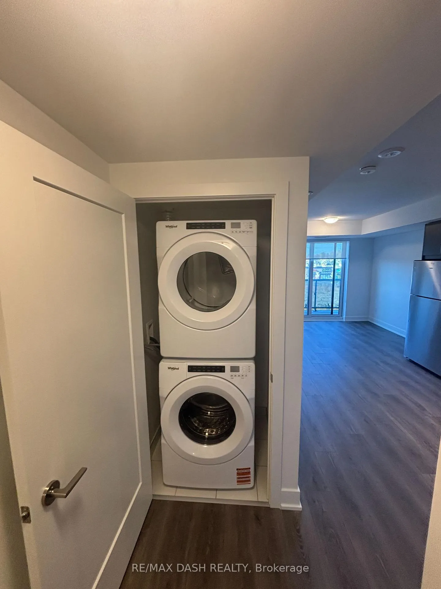 Photo 2 of Unit 433, 2545 Simcoe Street N, Oshawa, Windfields — HOMEH
