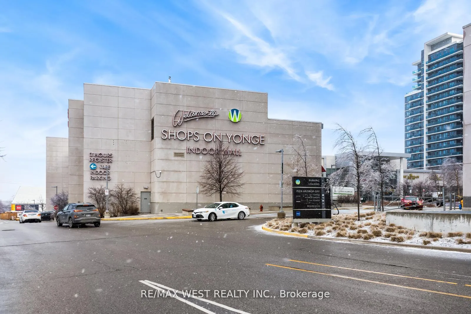 Photo 15 of Unit PH10, 7161 Yonge Street, Markham, Thornhill — HOMEH