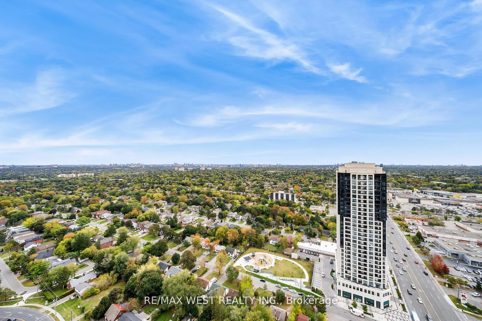 Photo 18 of Unit PH10, 7161 Yonge Street, Markham, Thornhill — HOMEH