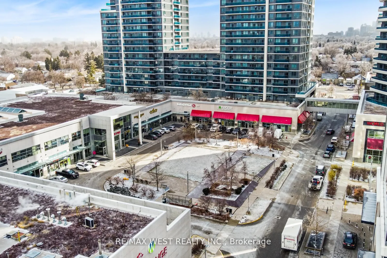 Photo 20 of Unit PH10, 7161 Yonge Street, Markham, Thornhill — HOMEH