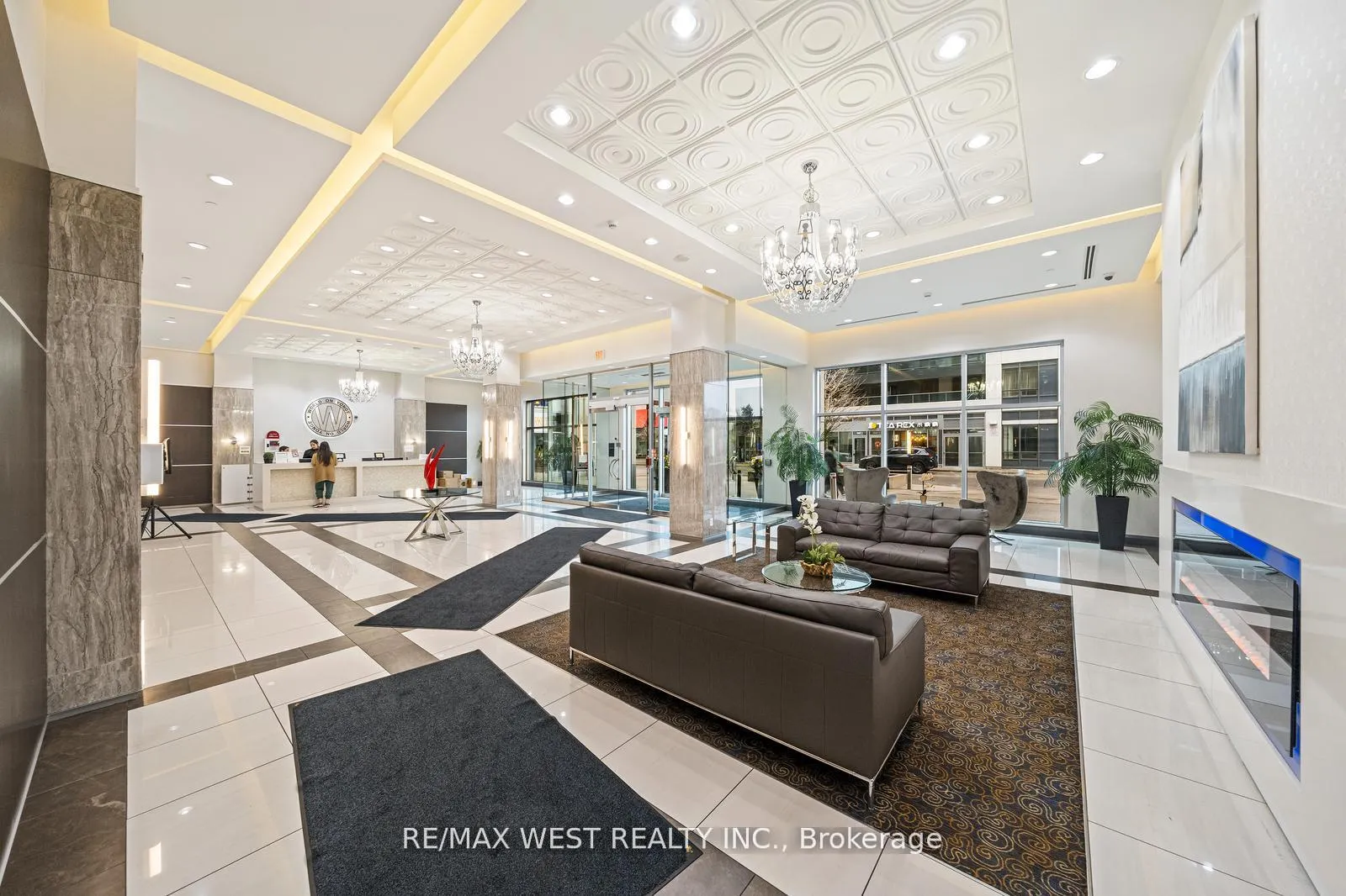 Photo 22 of Unit PH10, 7161 Yonge Street, Markham, Thornhill — HOMEH