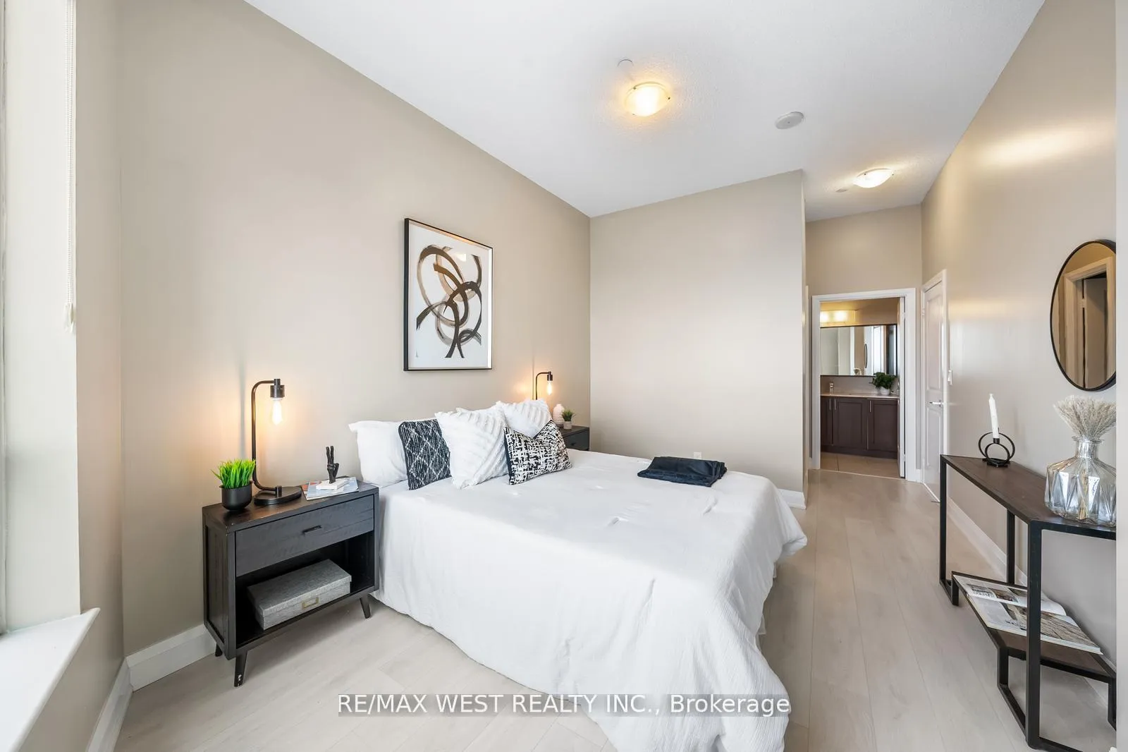 Photo 27 of Unit PH10, 7161 Yonge Street, Markham, Thornhill — HOMEH