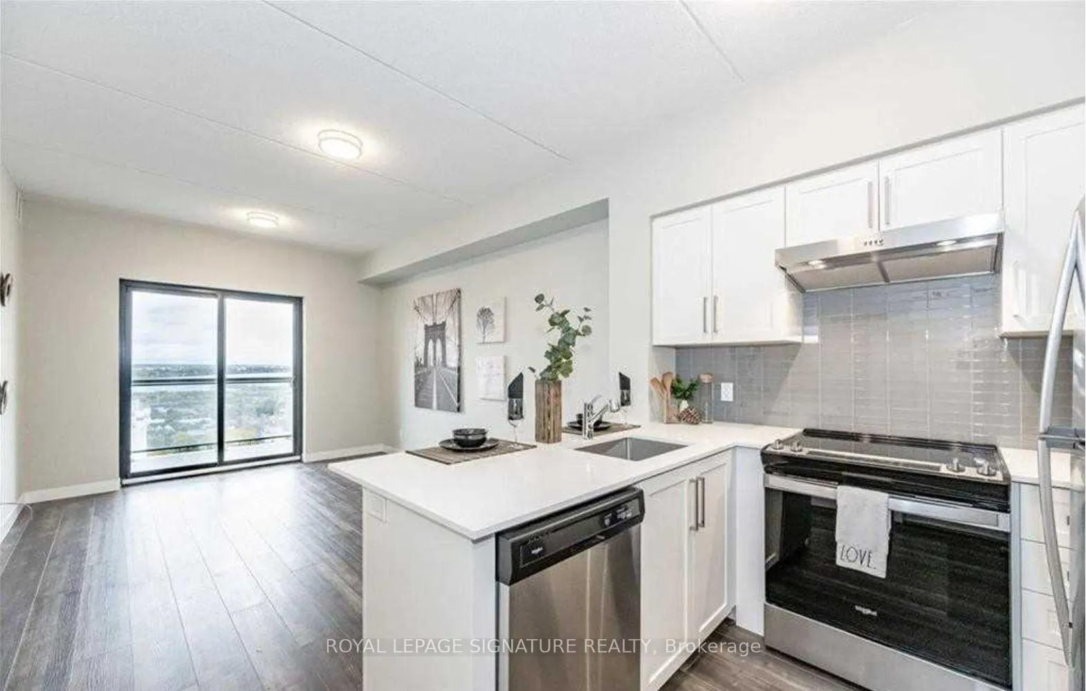 Photo 4 of Unit 1810, 15 Queen Street S, Hamilton, Central — HOMEH