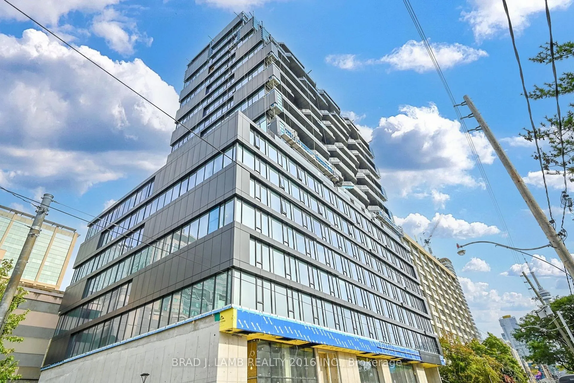 Front of Unit 723, 195 McCaul Street