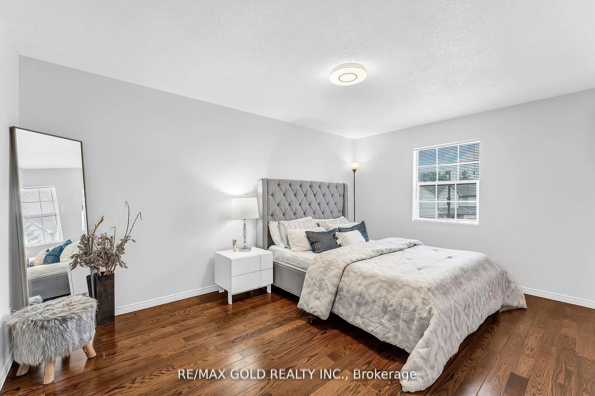 Photo 17 of Unit 34, 90 Mooregate Crescent, Kitchener — HOMEH