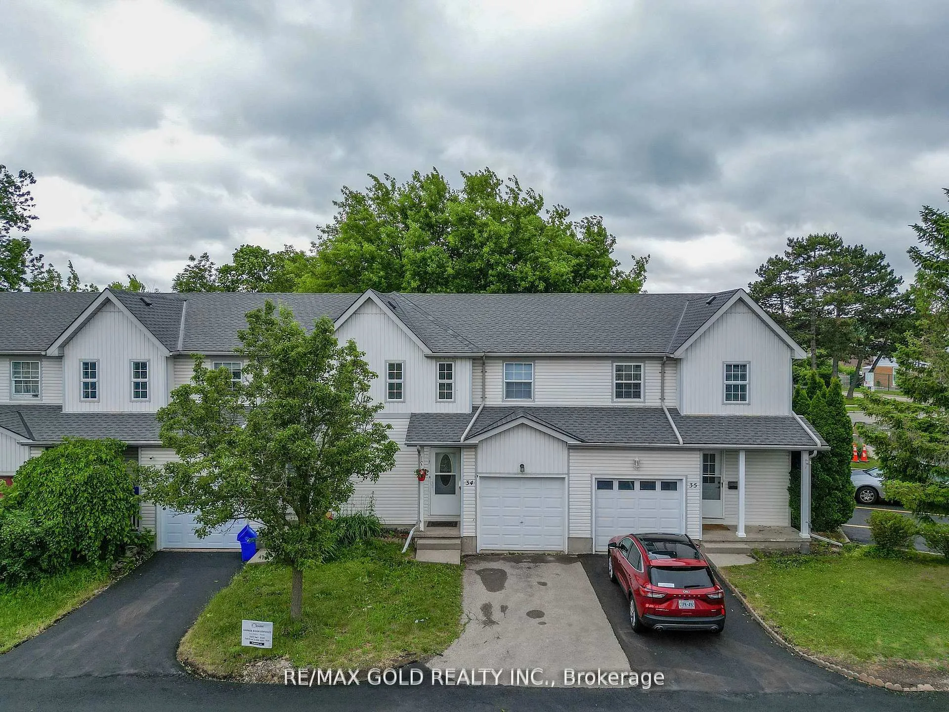 Photo 31 of Unit 34, 90 Mooregate Crescent, Kitchener — HOMEH