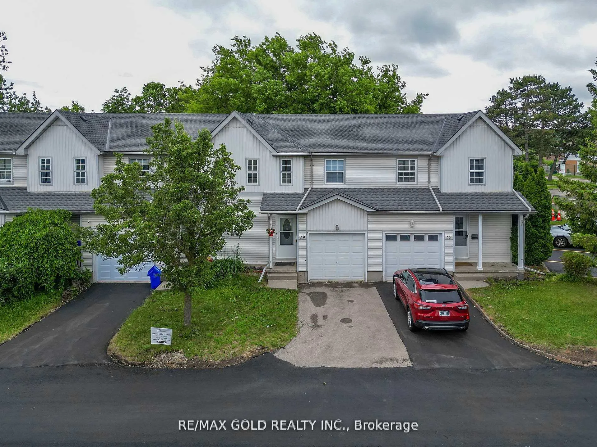 Photo 32 of Unit 34, 90 Mooregate Crescent, Kitchener — HOMEH