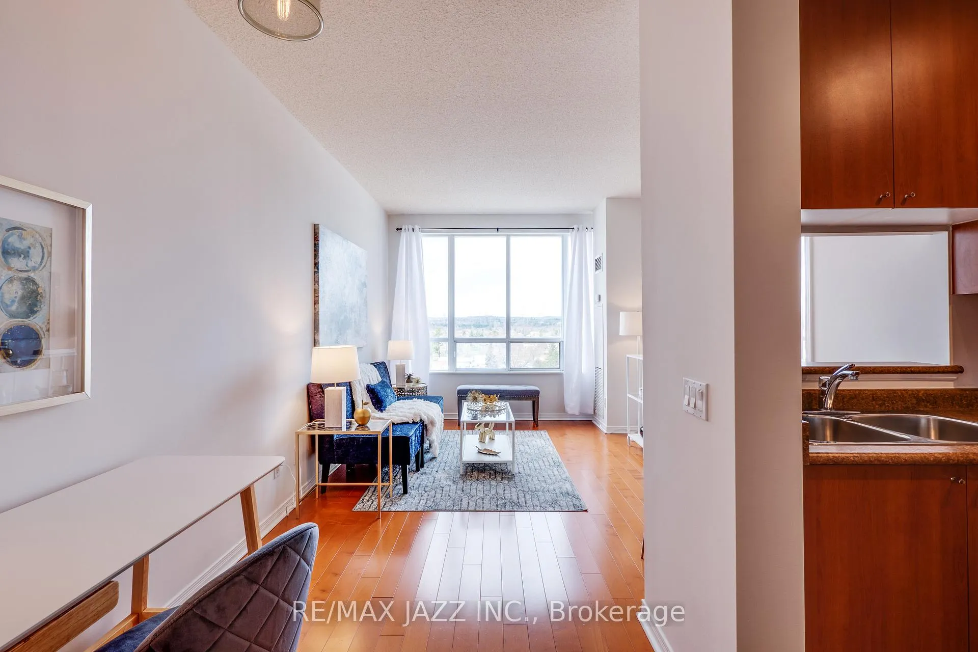 Photo 3 of Unit 1104, 1200 The Esplanade N, Pickering, Town Centre — HOMEH