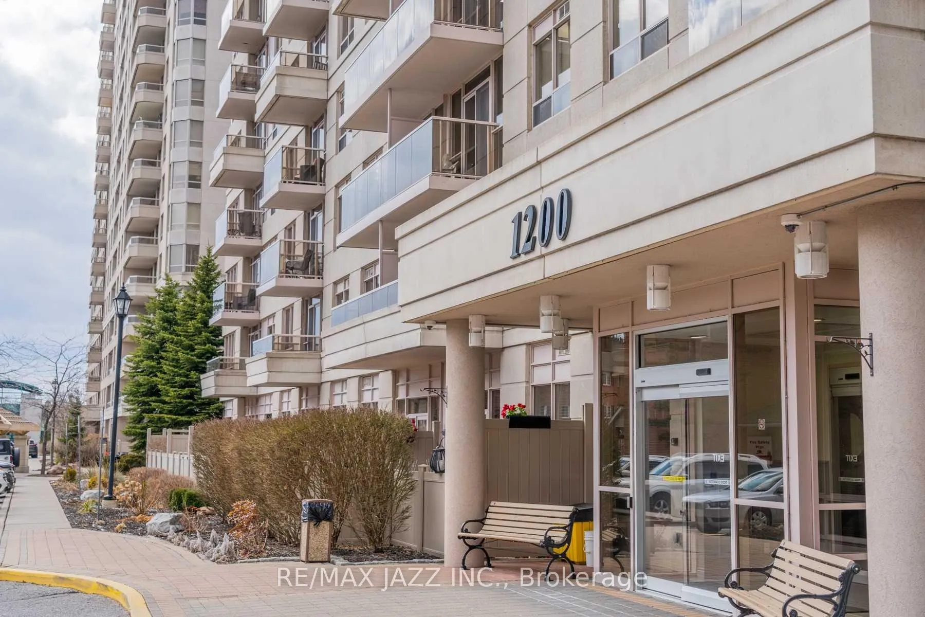 Photo 31 of Unit 1104, 1200 The Esplanade N, Pickering, Town Centre — HOMEH