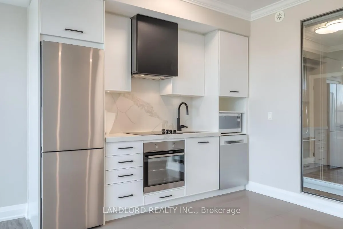 Photo 8 of Unit 502, 899 Queen Street E, Toronto, South Riverdale — HOMEH