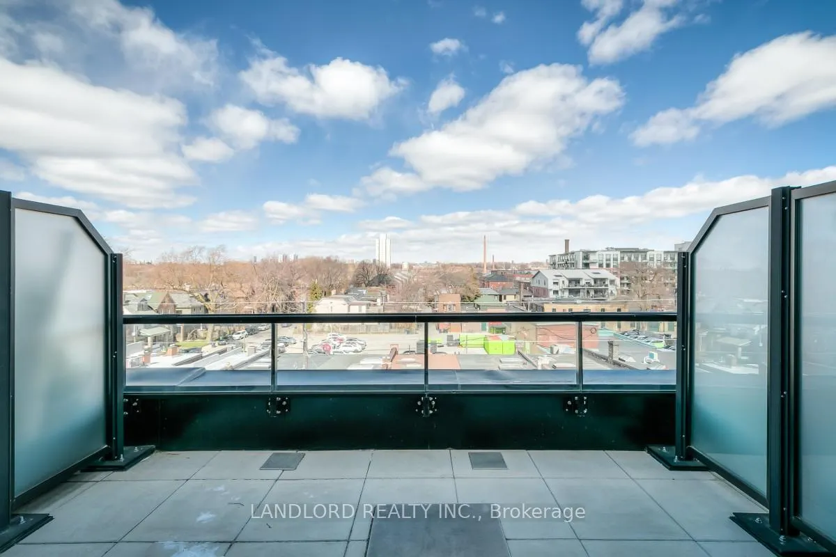Photo 19 of Unit 502, 899 Queen Street E, Toronto, South Riverdale — HOMEH