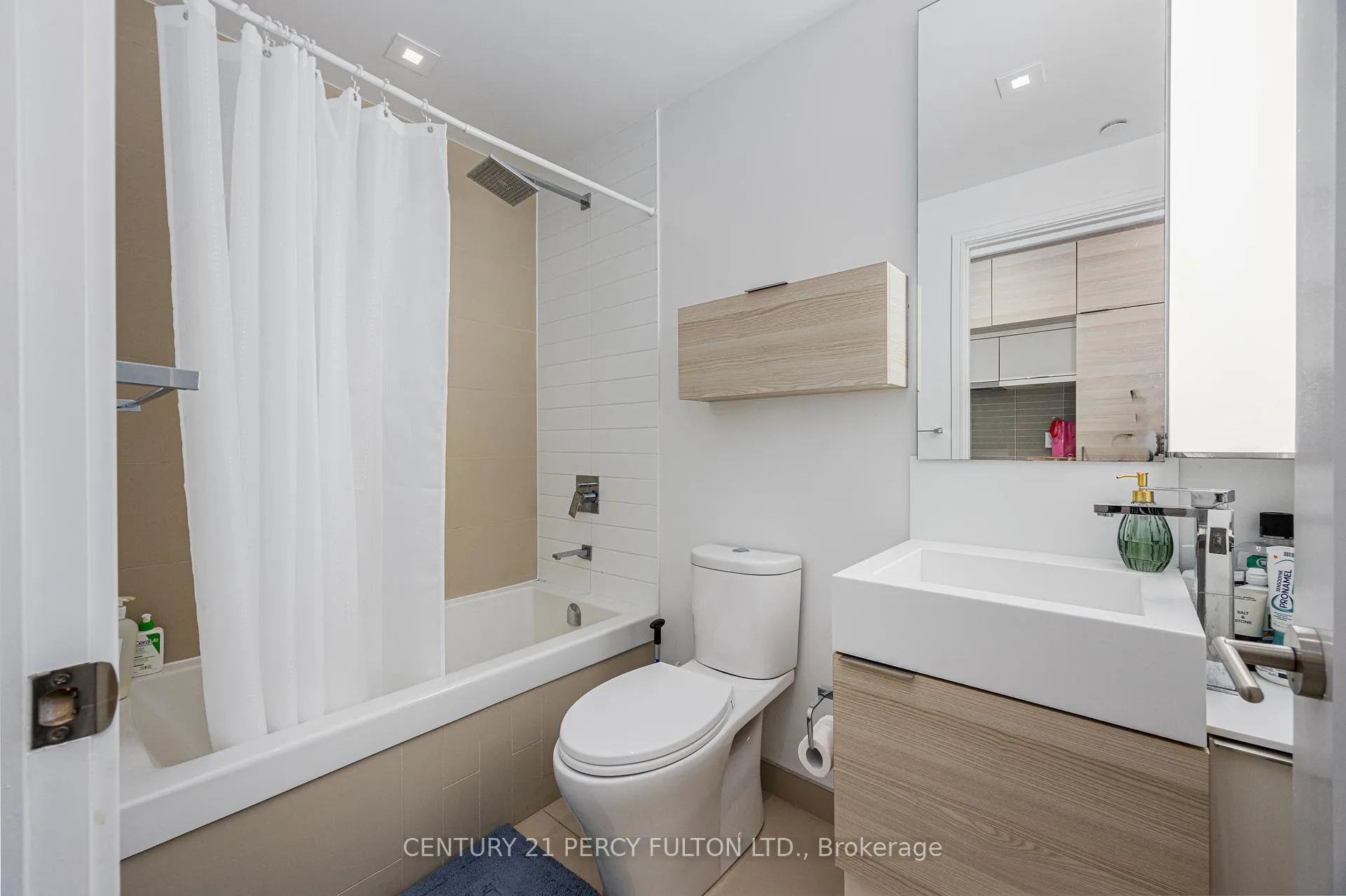 Photo 12 of Unit 1902, 88 Scott Street, Toronto, Church-Yonge Corridor — HOMEH