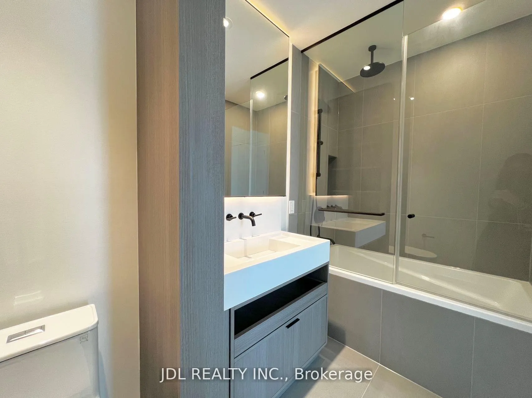 Photo 15 of Unit 4201, 55 Charles Street E, Toronto, Church-Yonge Corridor — HOMEH