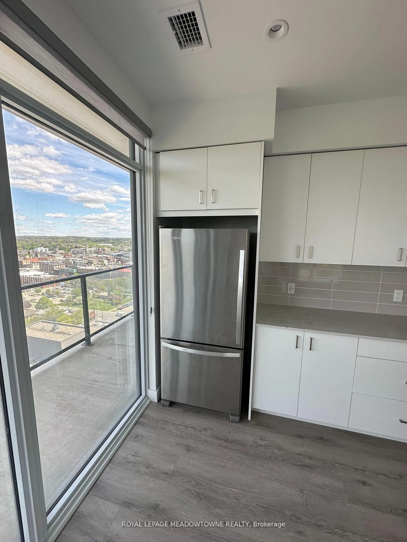 Photo 10 of Unit 1602, 15 Glebe Street N, Cambridge, St. Andrews Estates — HOMEH