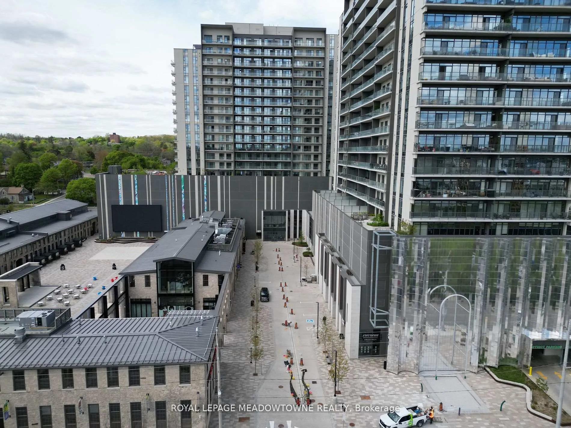Photo 29 of Unit 1602, 15 Glebe Street N, Cambridge, St. Andrews Estates — HOMEH