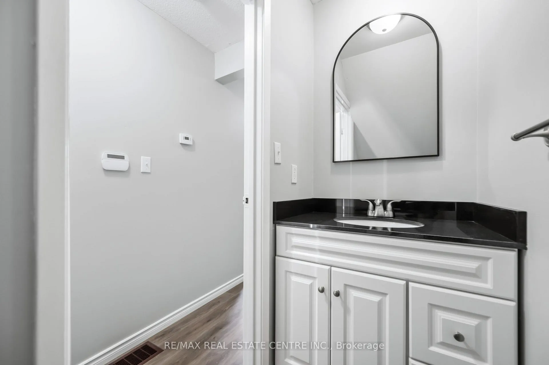 Photo 14 of Unit 57, 1115 Paramount Drive, Hamilton, Stoney Creek — HOMEH