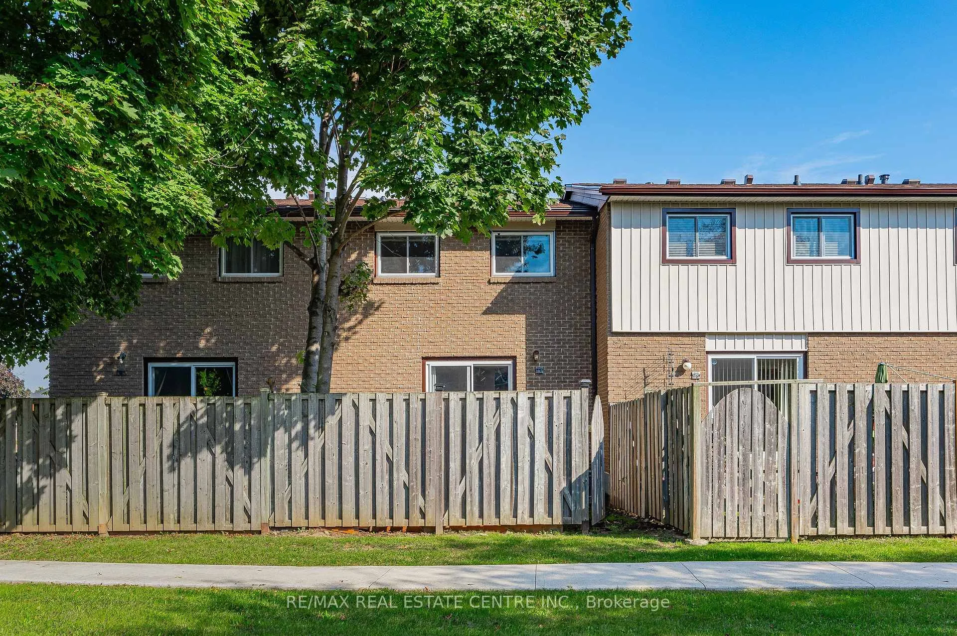 Photo 30 of Unit 57, 1115 Paramount Drive, Hamilton, Stoney Creek — HOMEH