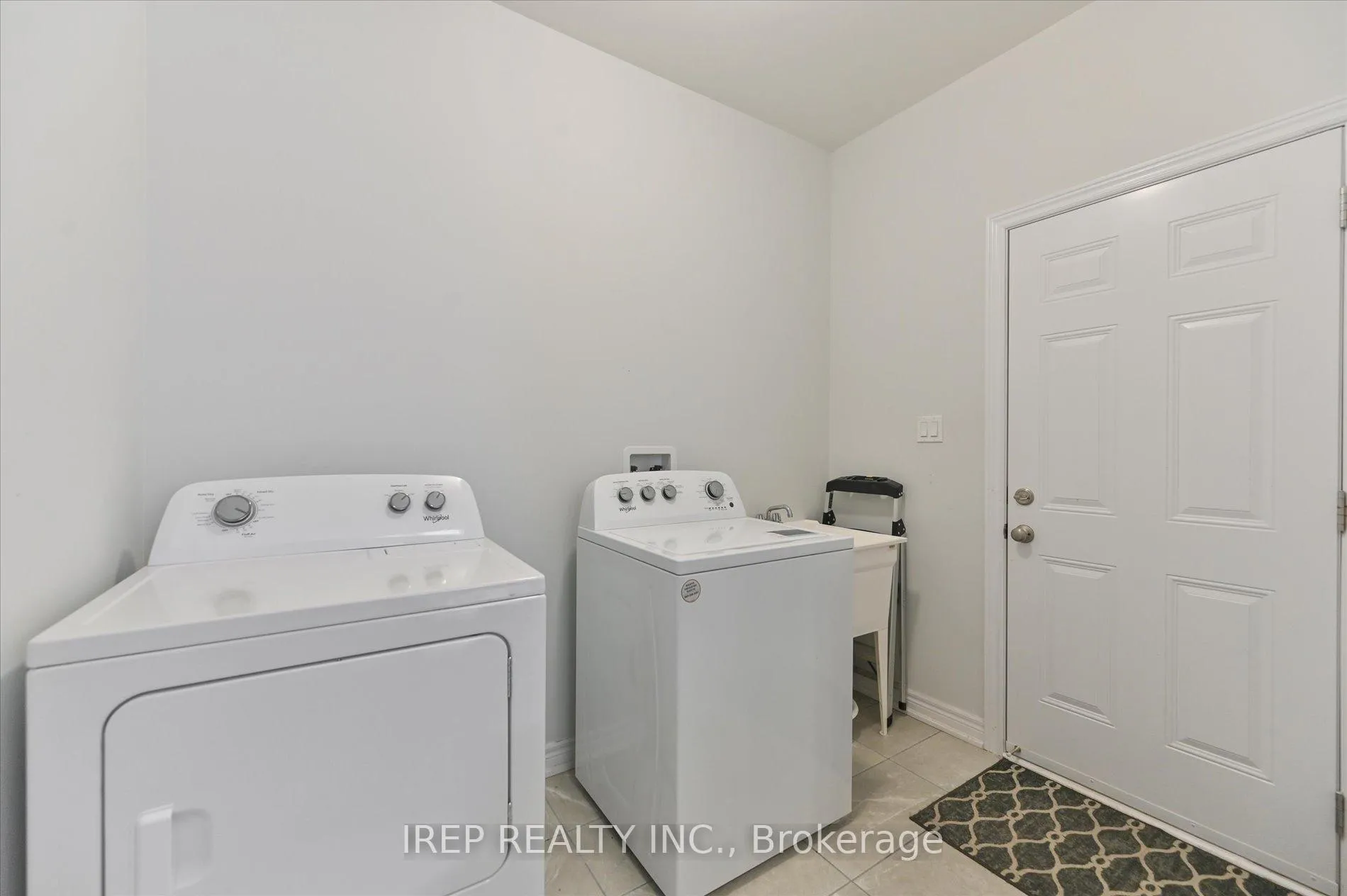 Photo 20 of 45 Overlea Drive, Brampton, Sandringham-Wellington — HOMEH