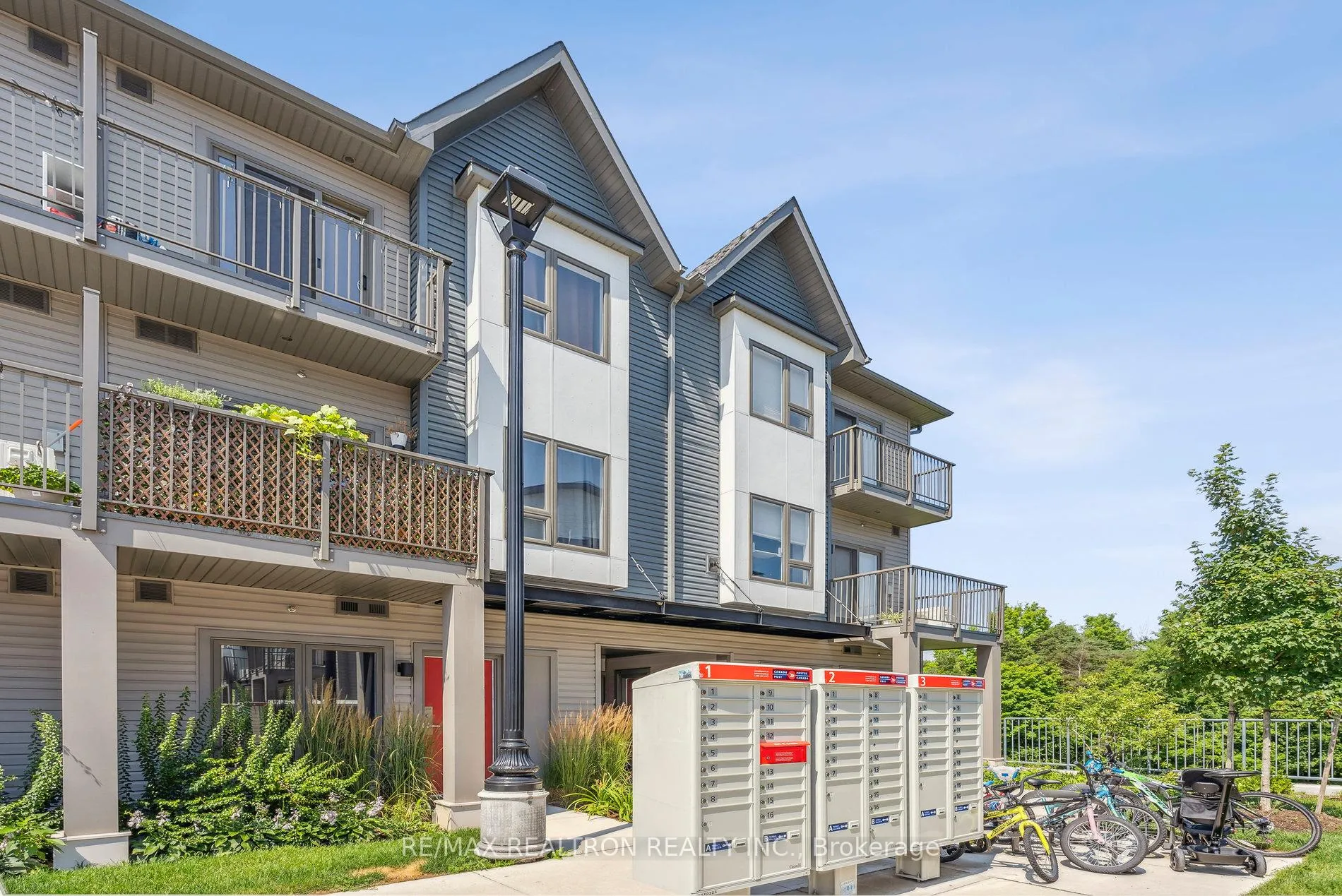 Photo 1 of Unit 911, 2635 William Jackson Drive, Pickering, Duffin Heights — HOMEH