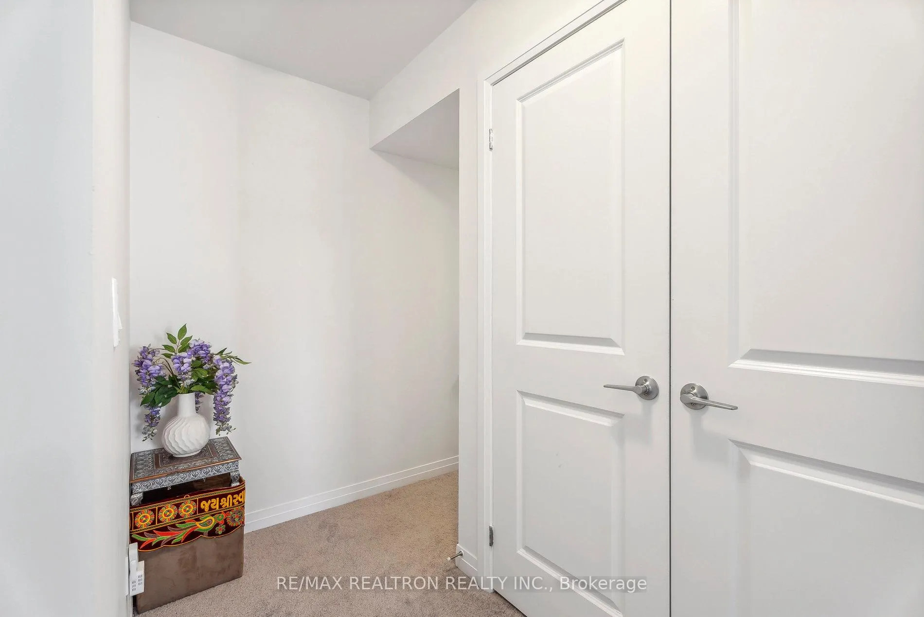 Photo 8 of Unit 911, 2635 William Jackson Drive, Pickering, Duffin Heights — HOMEH