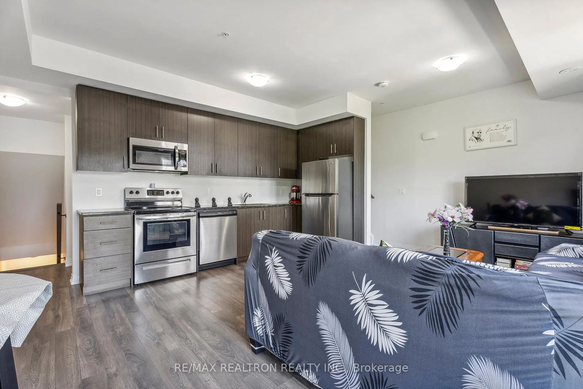 Photo 12 of Unit 911, 2635 William Jackson Drive, Pickering, Duffin Heights — HOMEH