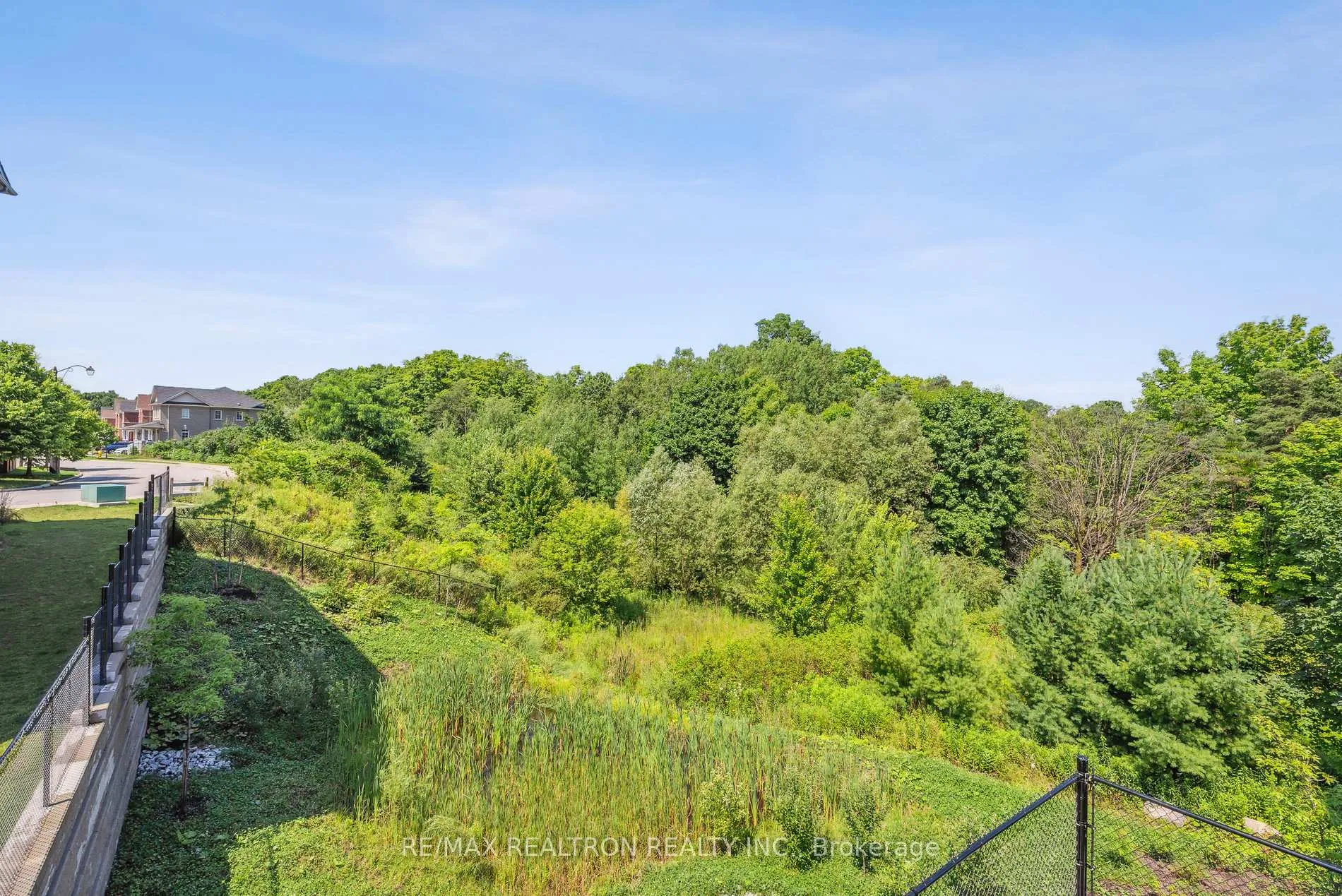 Photo 37 of Unit 911, 2635 William Jackson Drive, Pickering, Duffin Heights — HOMEH