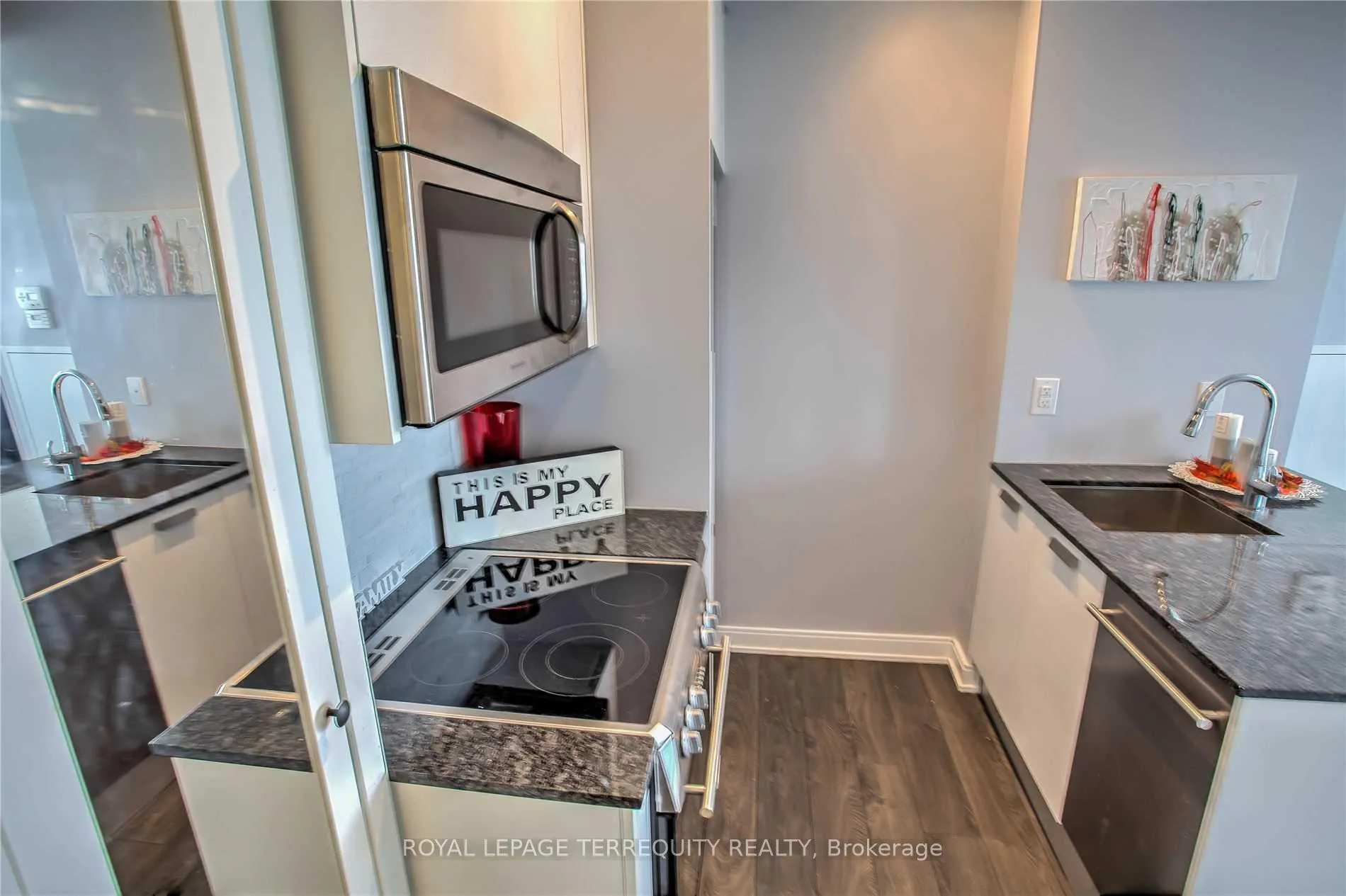 Photo 6 of Unit 4508, 42 Charles Street E, Toronto, Church-Yonge Corridor — HOMEH