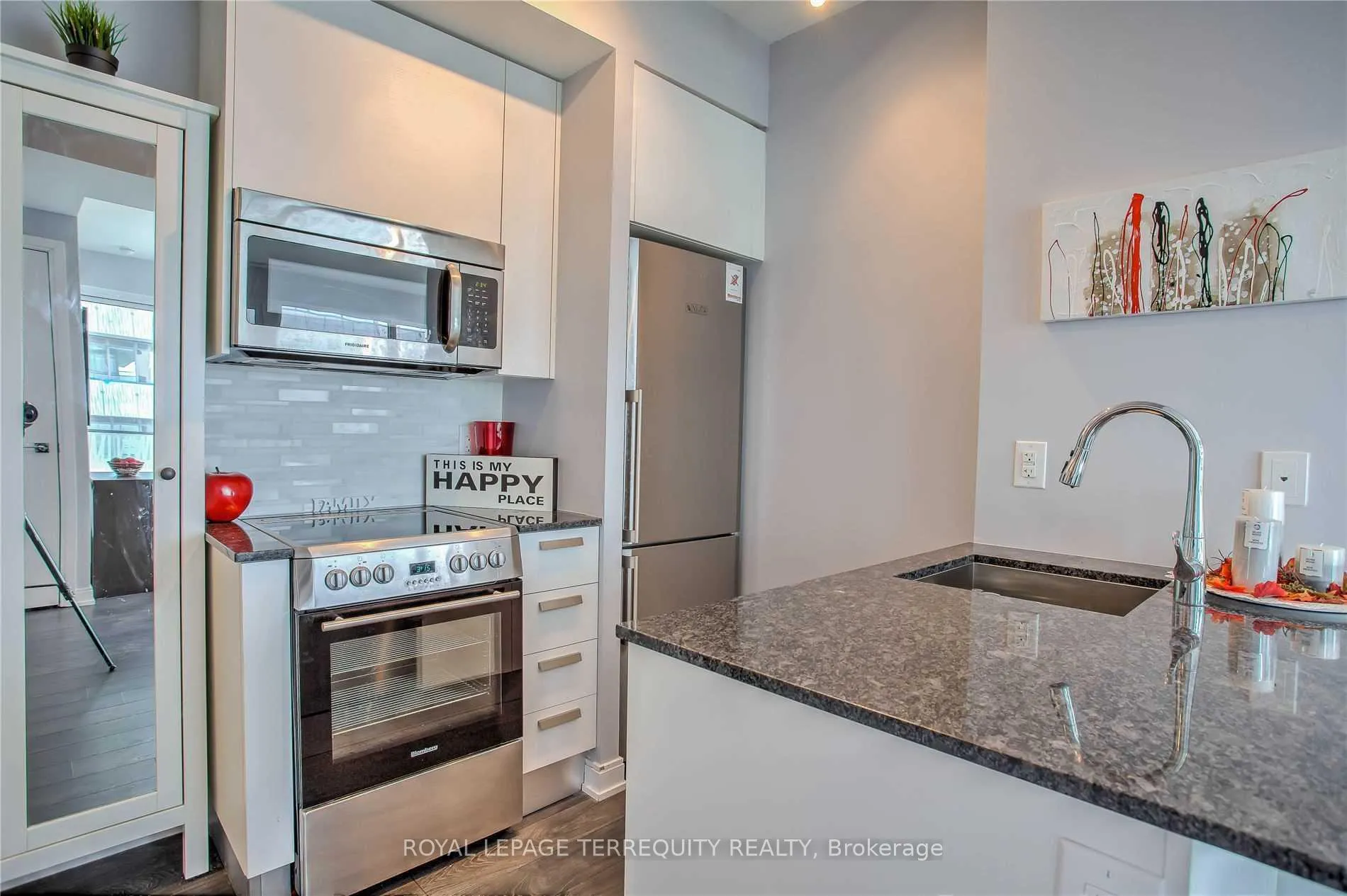 Photo 9 of Unit 4508, 42 Charles Street E, Toronto, Church-Yonge Corridor — HOMEH