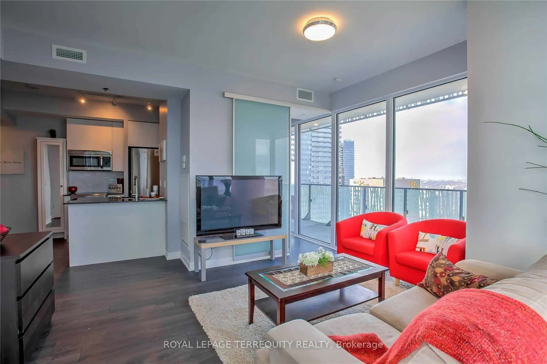 Photo 13 of Unit 4508, 42 Charles Street E, Toronto, Church-Yonge Corridor — HOMEH
