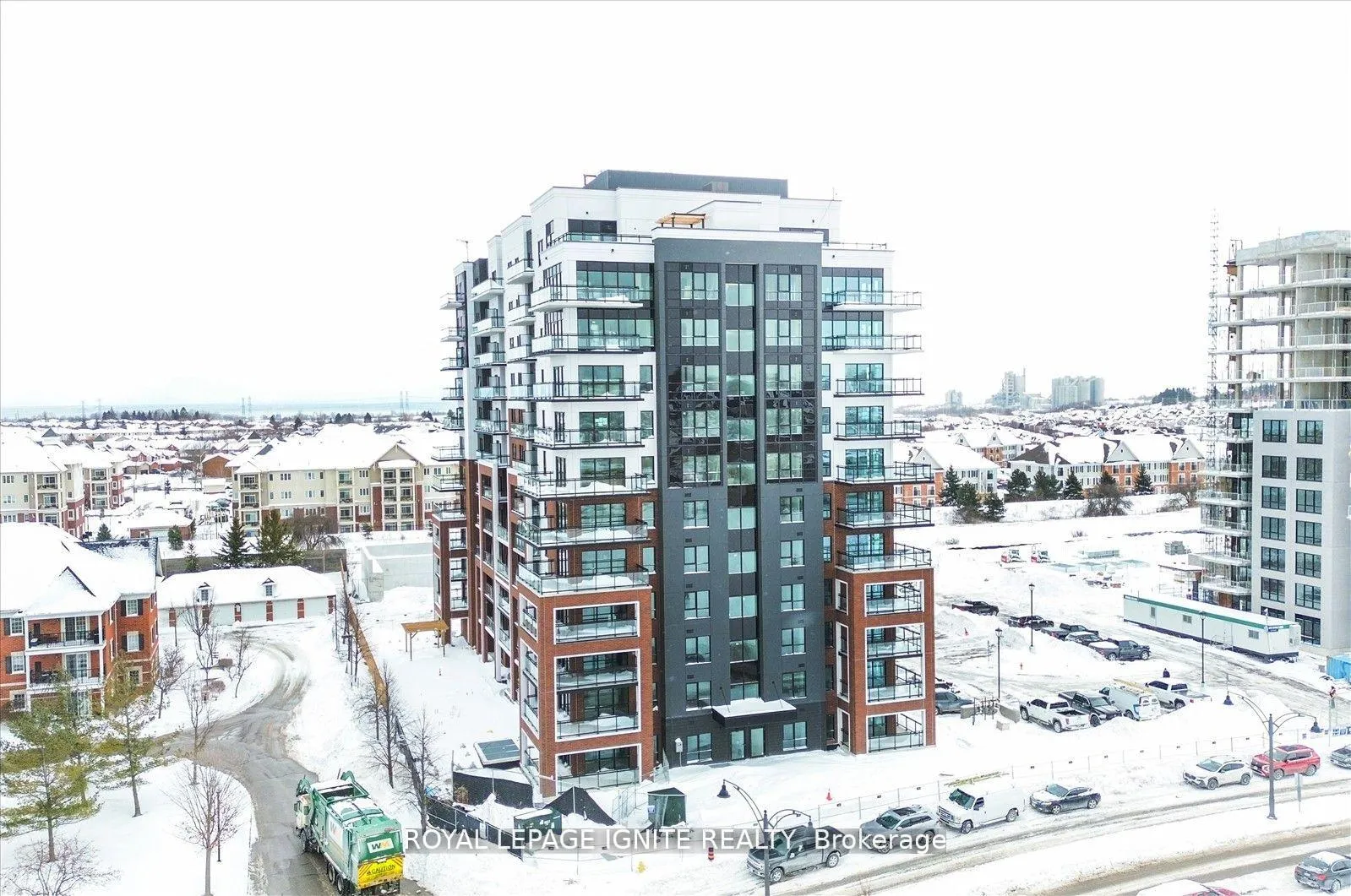 Photo 2 of Unit 609, 55 Clarington Boulevard, Clarington, Bowmanville — HOMEH
