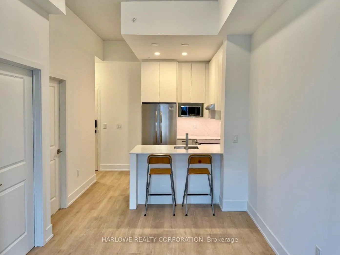 Front of Unit 405, 206 King Street W