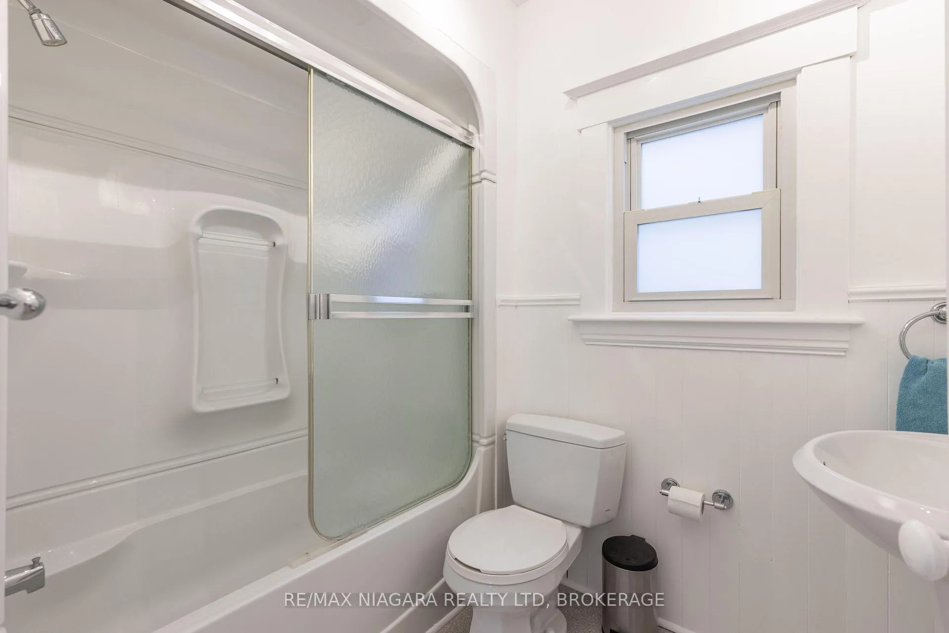 Photo 12 of 25 Wilson Street, St. Catharines, Downtown — HOMEH