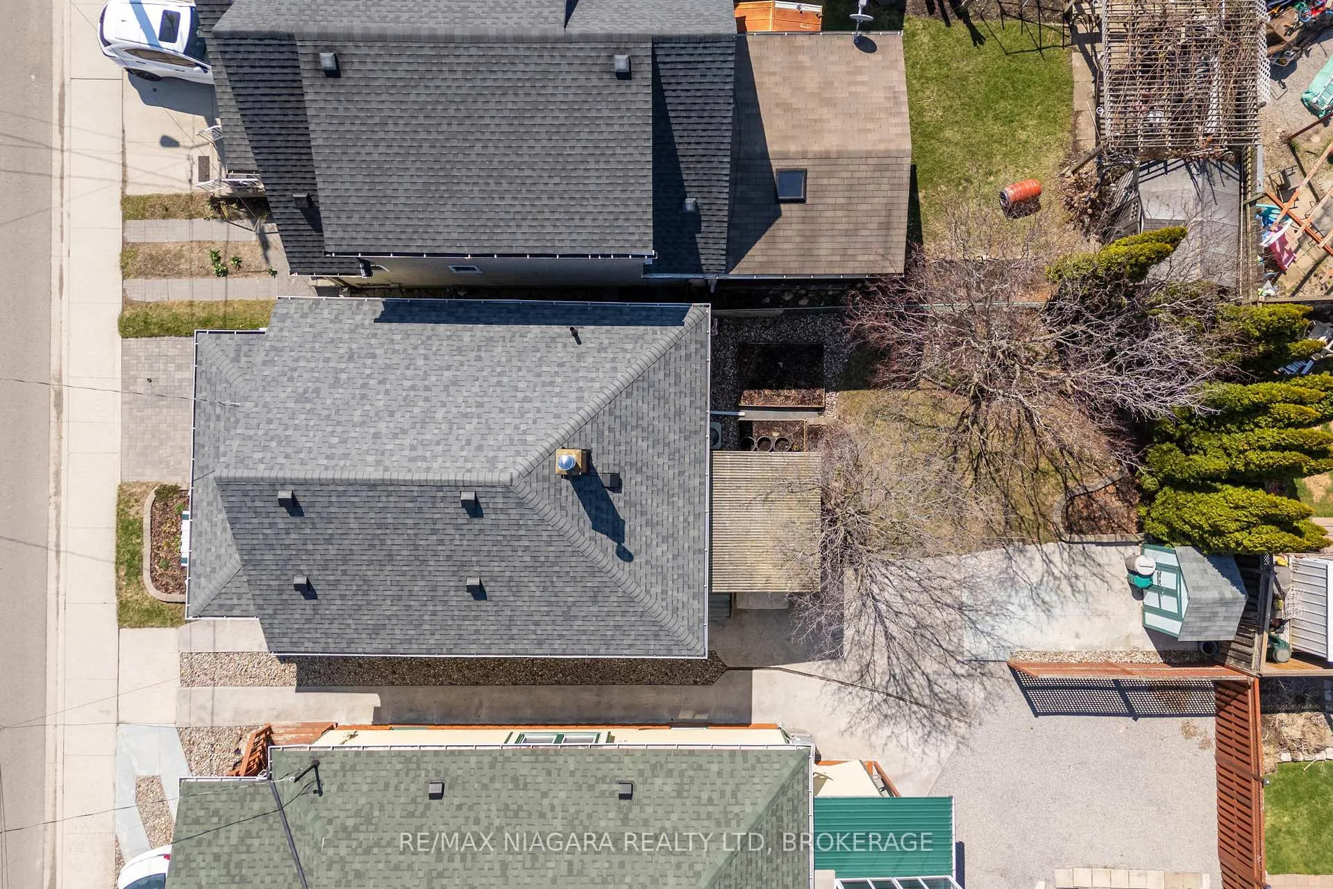 Photo 21 of 25 Wilson Street, St. Catharines, Downtown — HOMEH