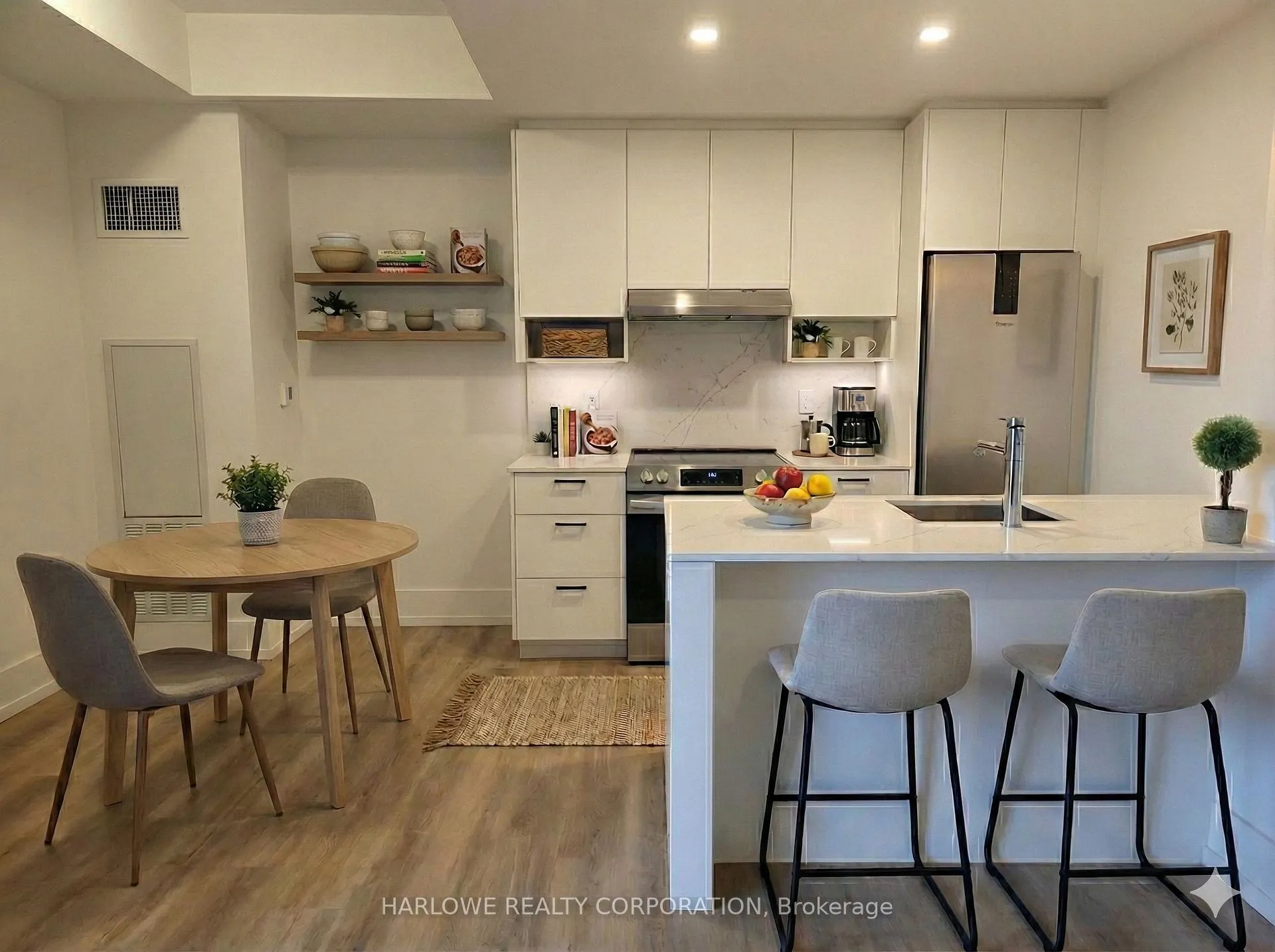 Photo 1 of Unit 910, 206 King Street W, Hamilton, Central — HOMEH