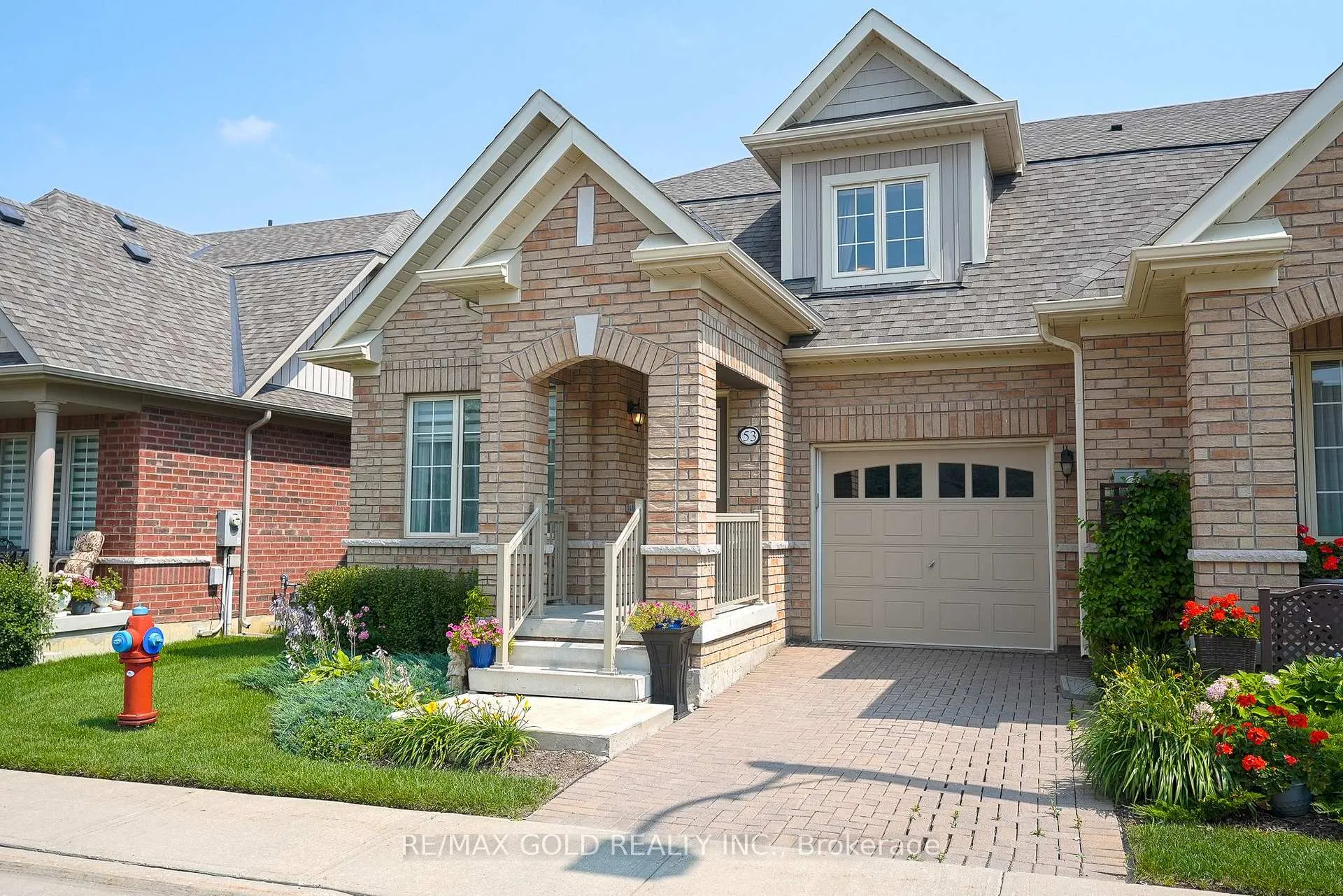 Photo 3 of 53 Muzzo Drive, Brampton, Sandringham-Wellington — HOMEH