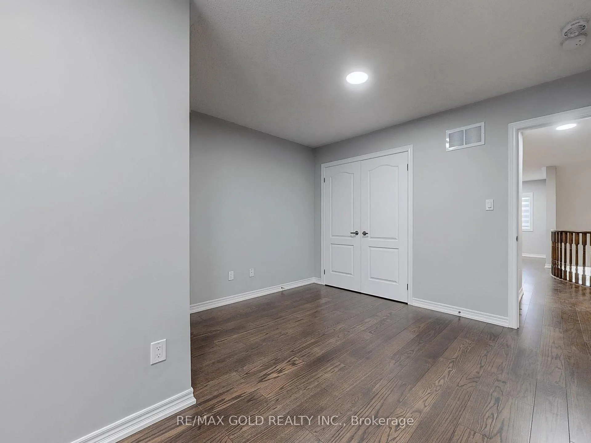 Photo 28 of 53 Muzzo Drive, Brampton, Sandringham-Wellington — HOMEH