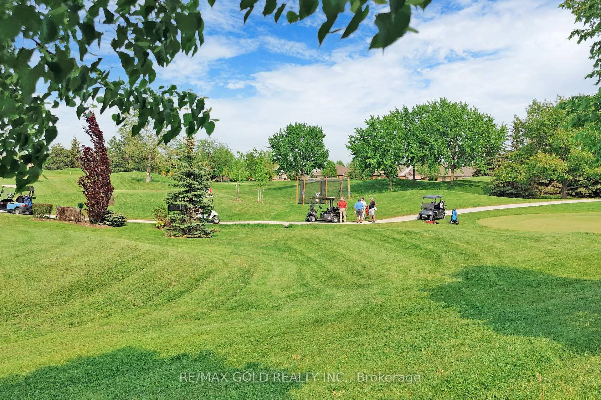 Photo 44 of 53 Muzzo Drive, Brampton, Sandringham-Wellington — HOMEH