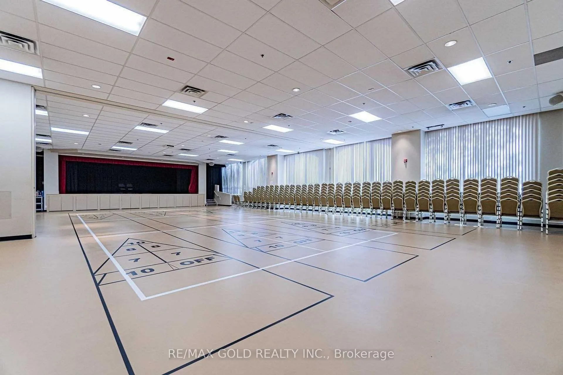 Photo 46 of 53 Muzzo Drive, Brampton, Sandringham-Wellington — HOMEH
