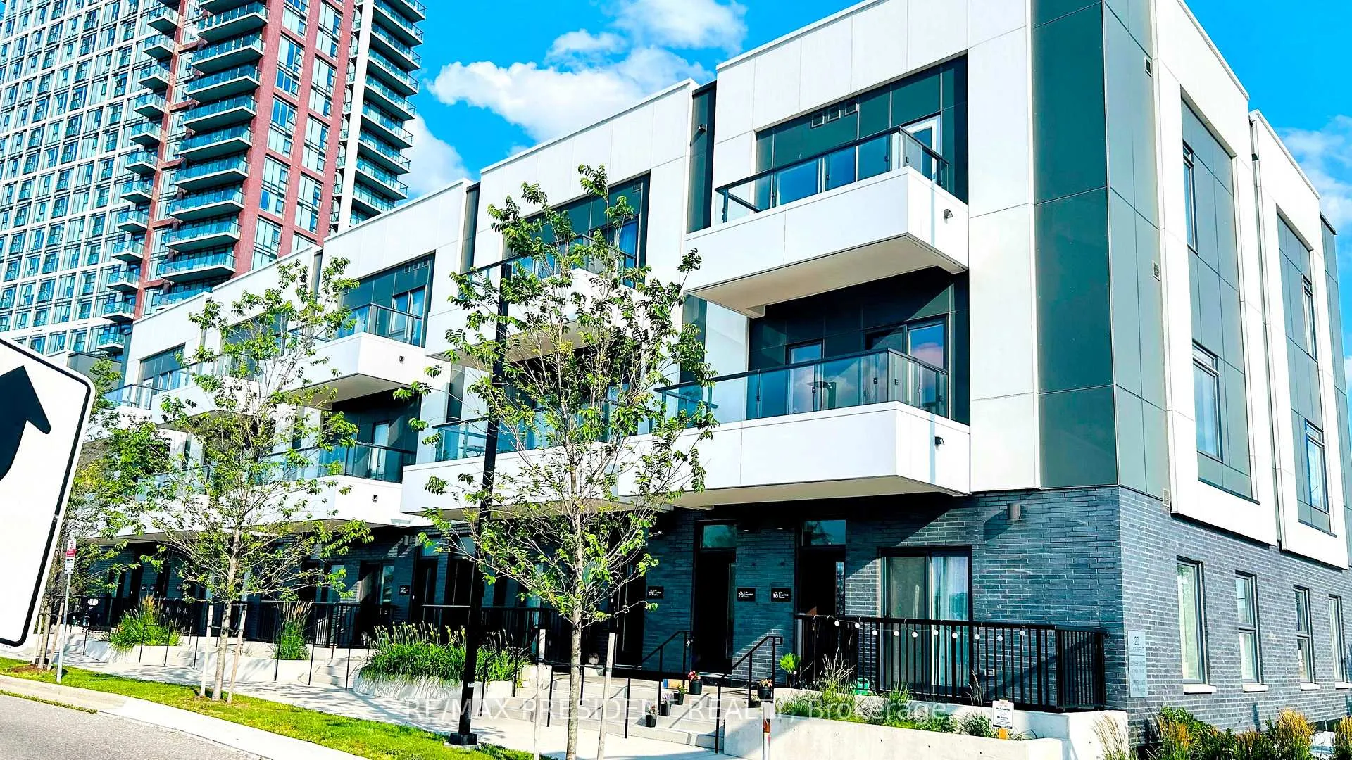 Photo 1 of Unit 9, 20 Lagerfeld Drive, Brampton, Northwest Brampton — HOMEH