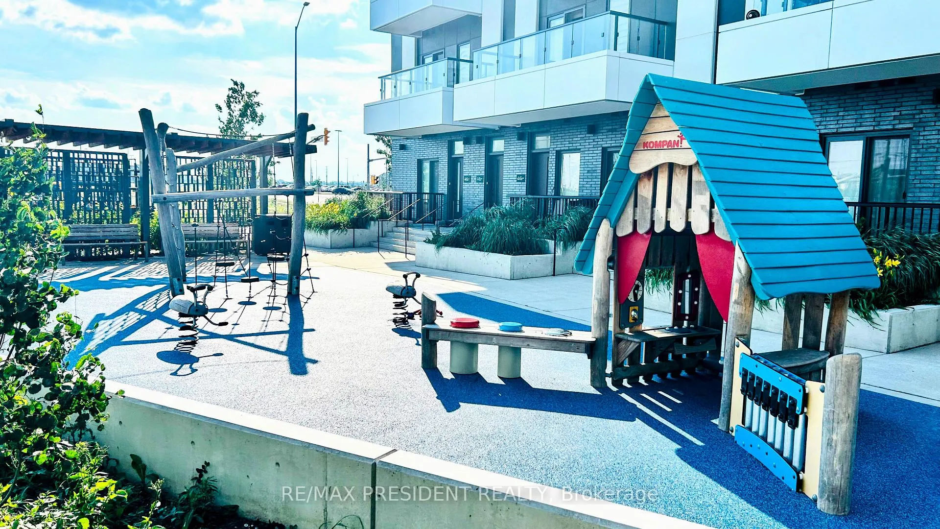 Photo 24 of Unit 9, 20 Lagerfeld Drive, Brampton, Northwest Brampton — HOMEH