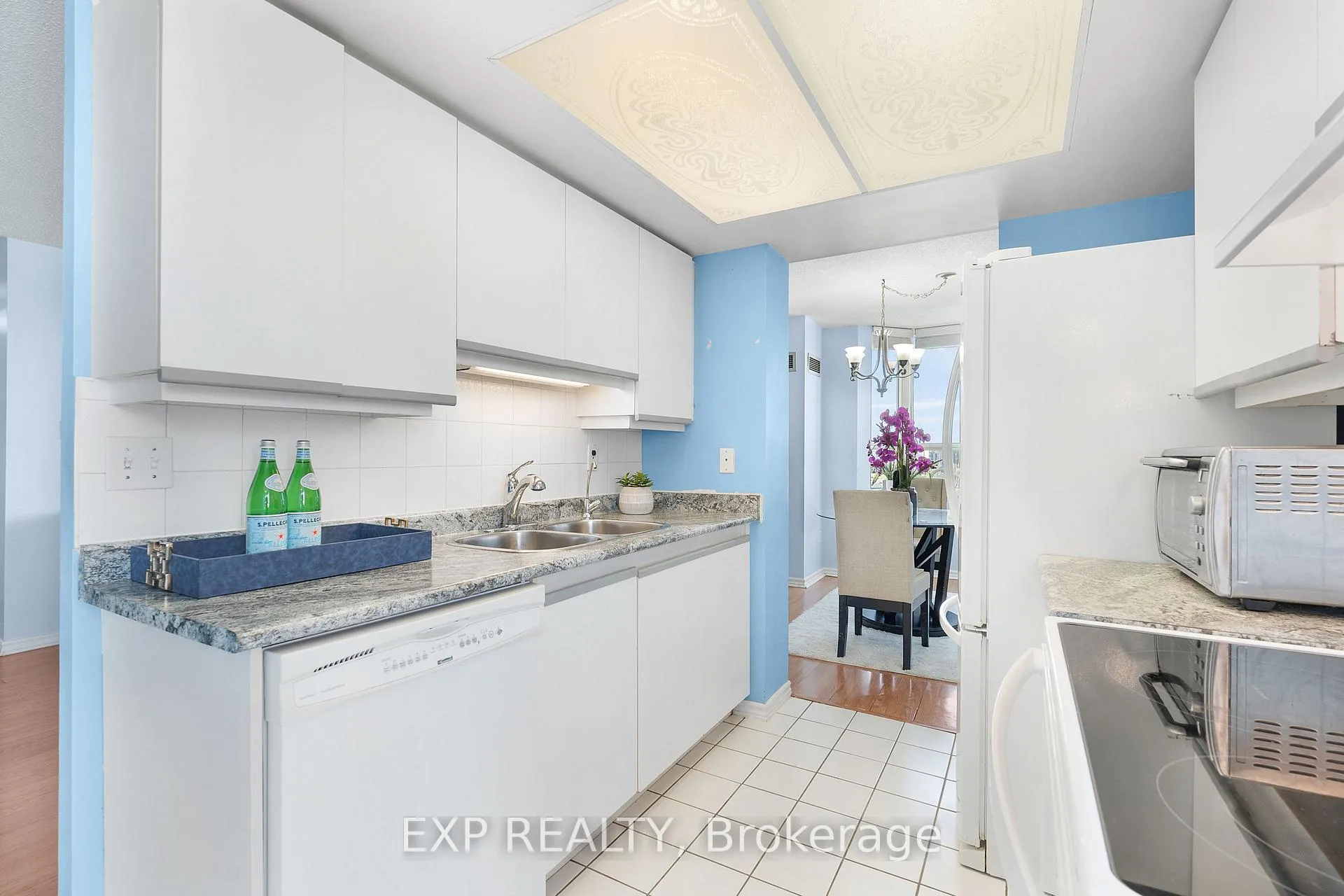 Photo 4 of Unit 1407, 30 Malta Avenue, Brampton, Fletcher's Creek South — HOMEH