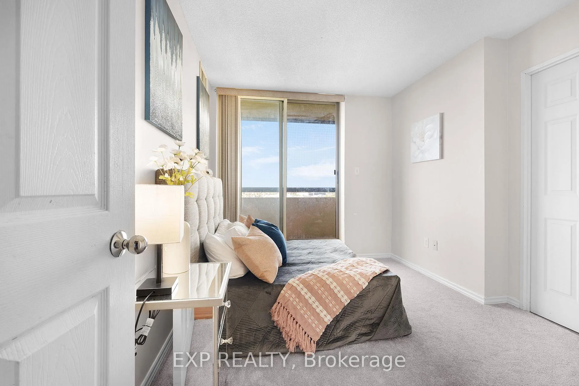 Photo 9 of Unit 1407, 30 Malta Avenue, Brampton, Fletcher's Creek South — HOMEH