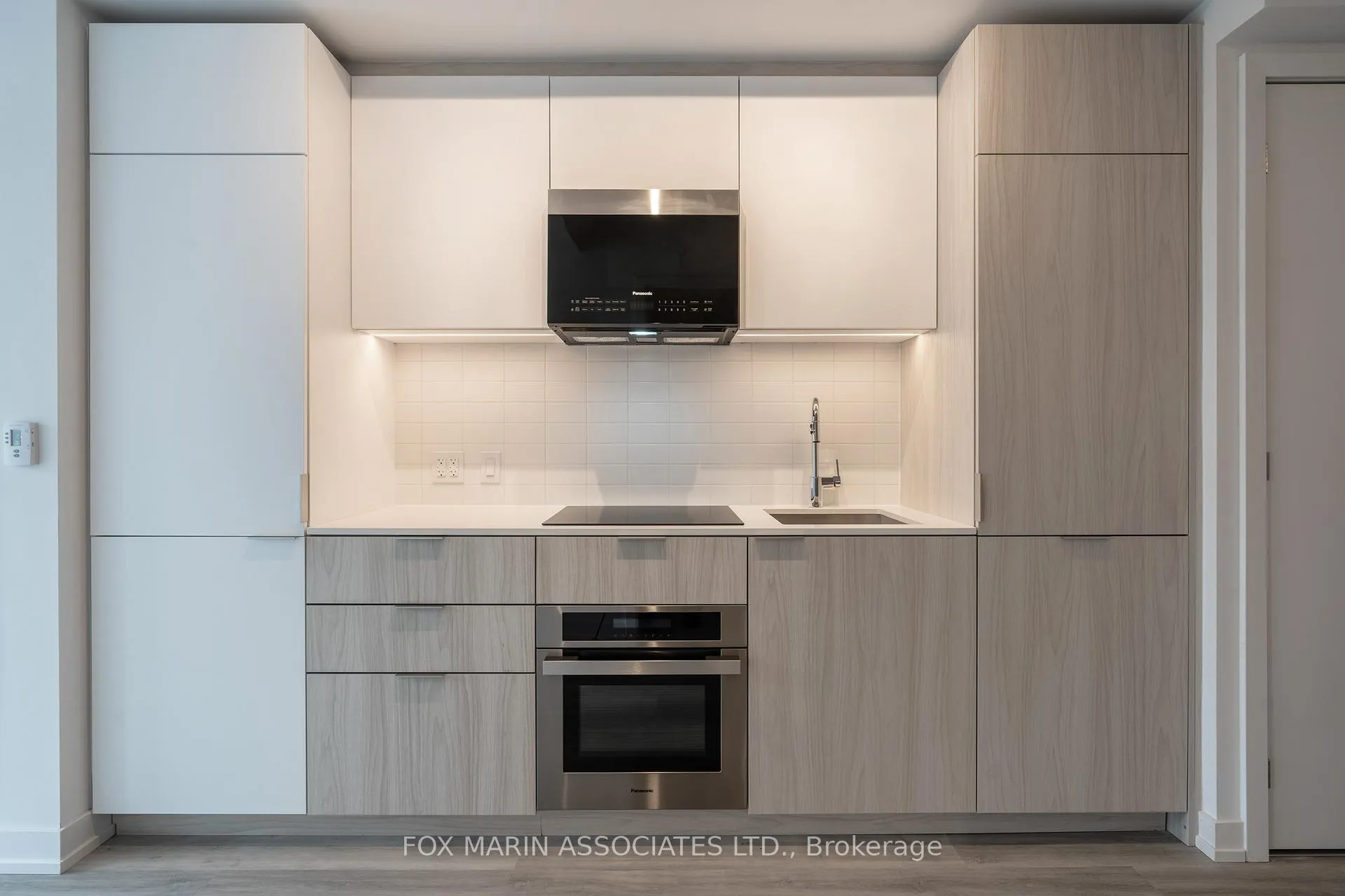 Photo 3 of Unit 213, 28 Eastern Avenue, Toronto, Moss Park — HOMEH