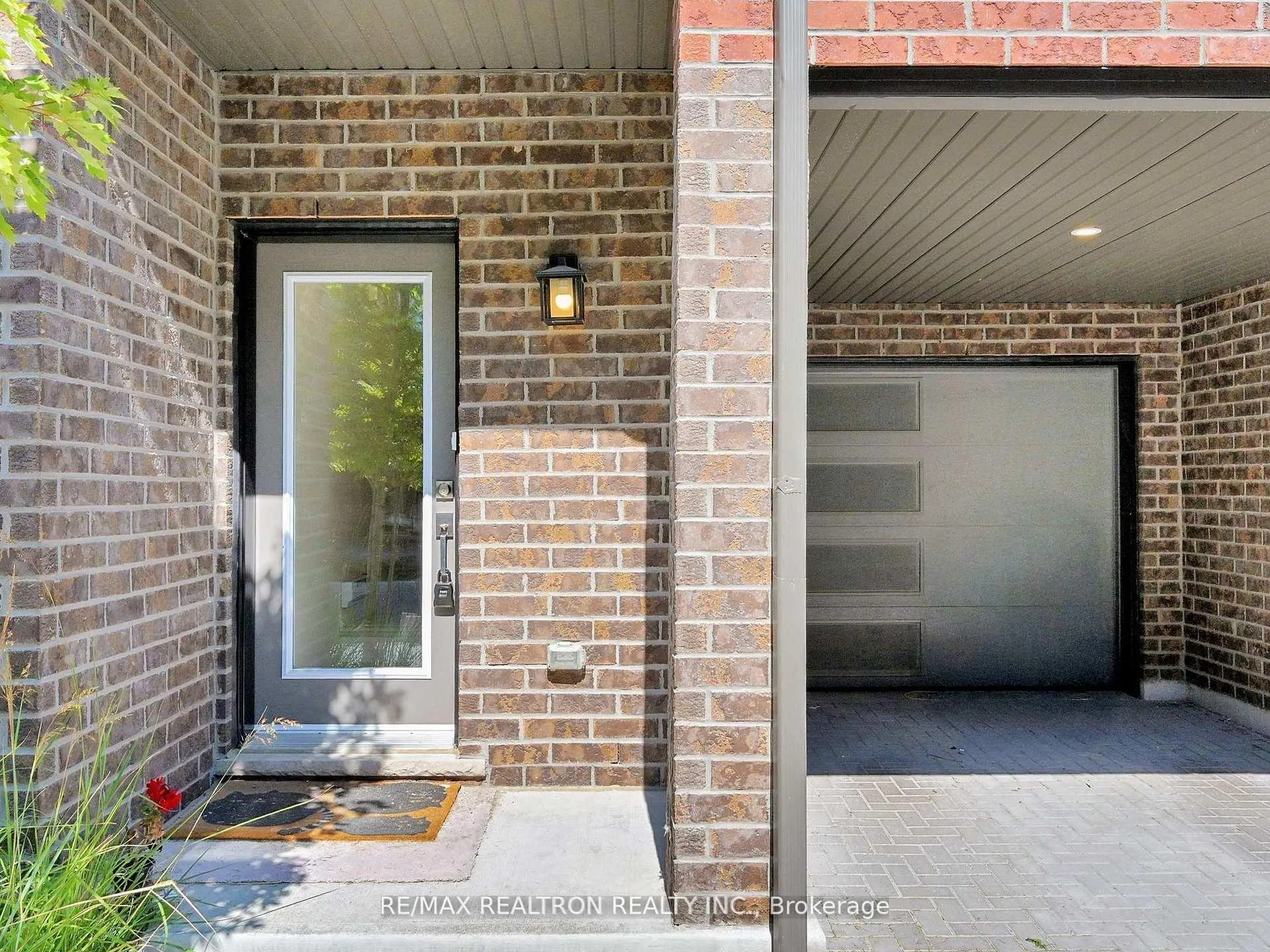 Photo 4 of Unit 1103, 1865 Pickering Parkway, Pickering, Town Centre — HOMEH