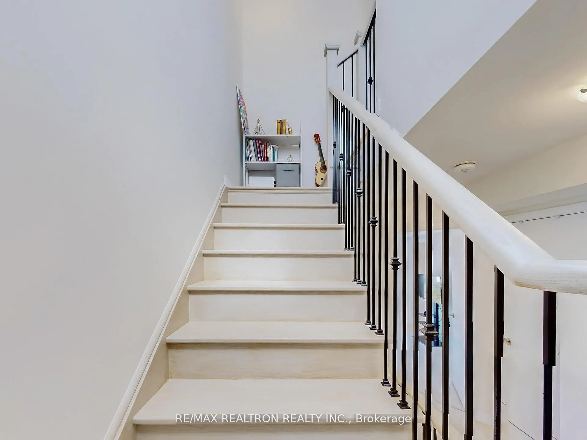 Photo 36 of Unit 1103, 1865 Pickering Parkway, Pickering, Town Centre — HOMEH