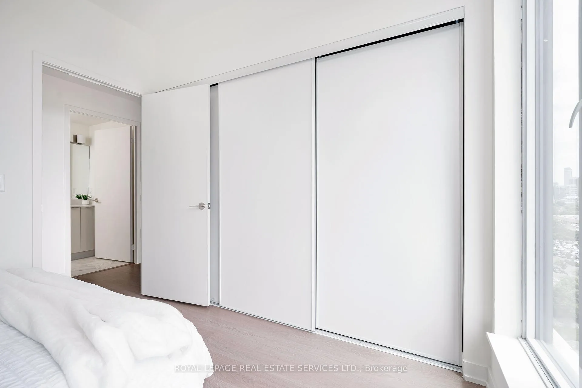 Photo 17 of Unit 803, 859 The Queensway, Etobicoke, Stonegate-Queensway — HOMEH